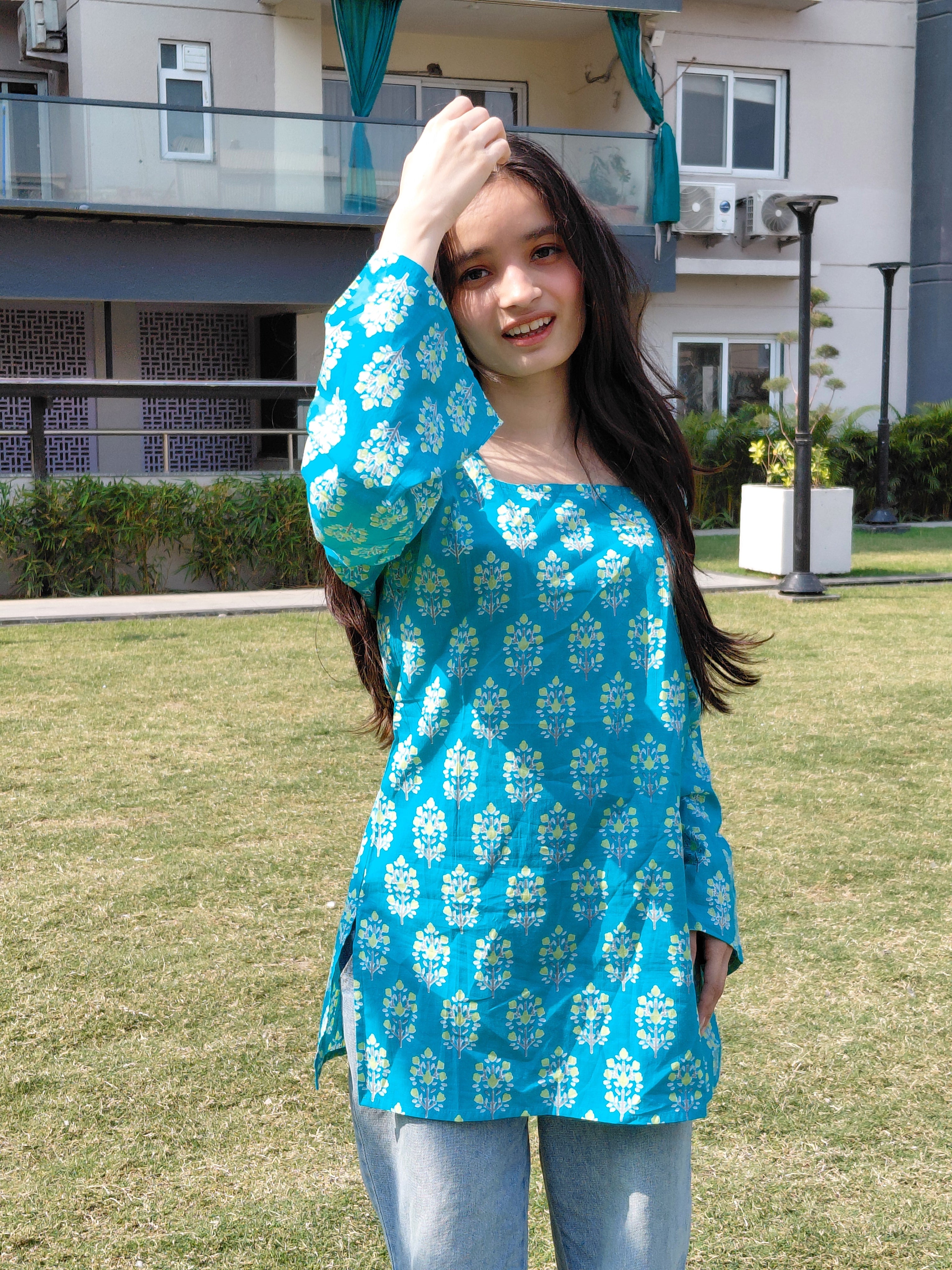 The Alisha Kurti: Turquoise Grace