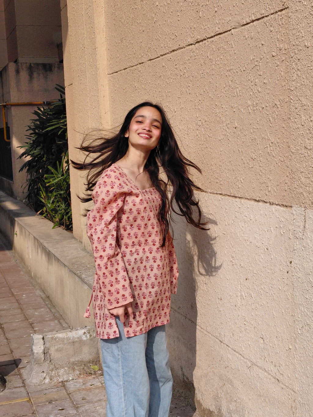 Women's pink floral short kurti – The Julie Kurti Blush Blossom by Roop Tara side view