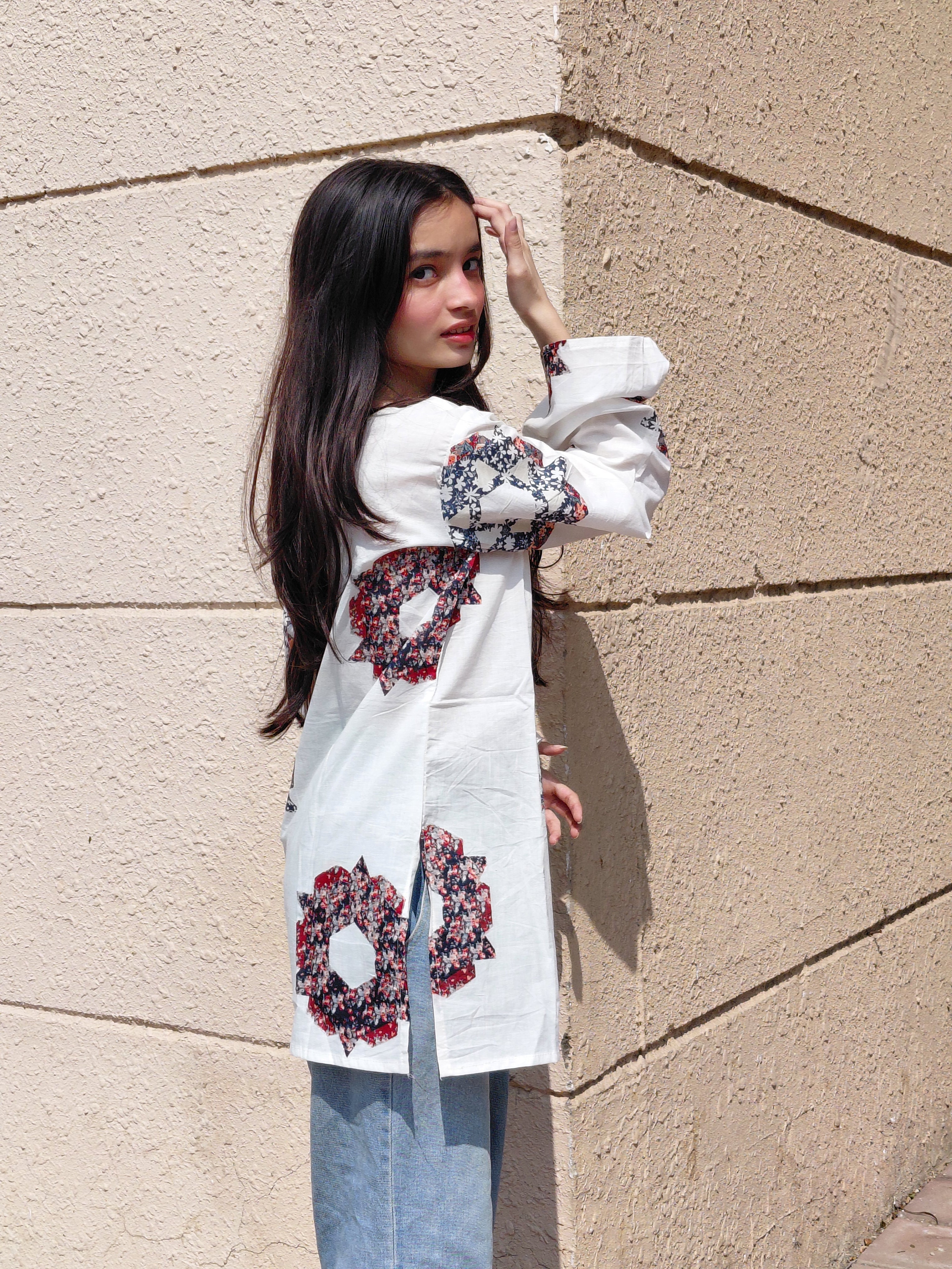 The Inaaya Kurti: Your Bollywood Moment