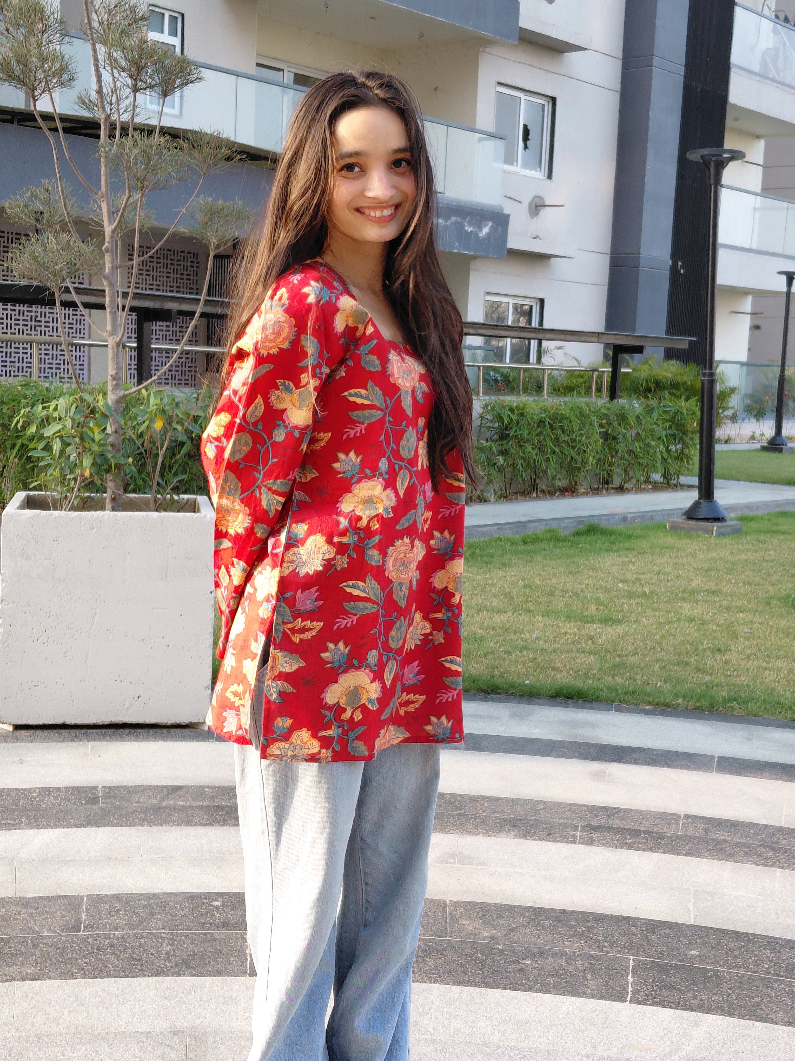 The Ruhani Kurti: Crimson Charm